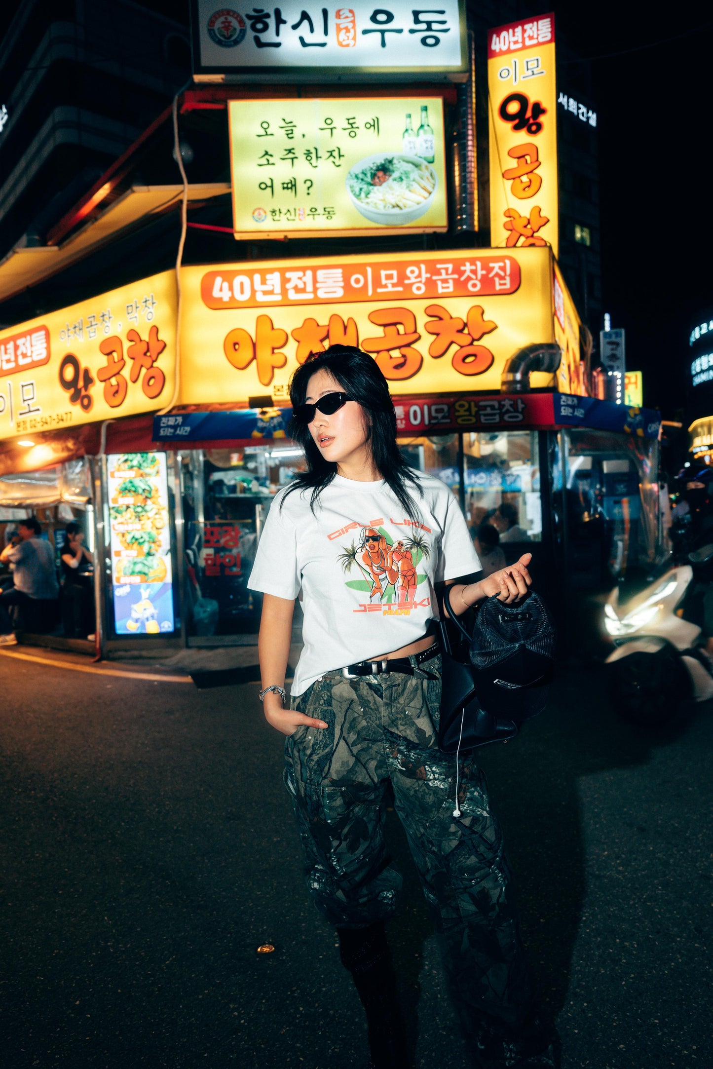 HIGH ON LIFE TEE