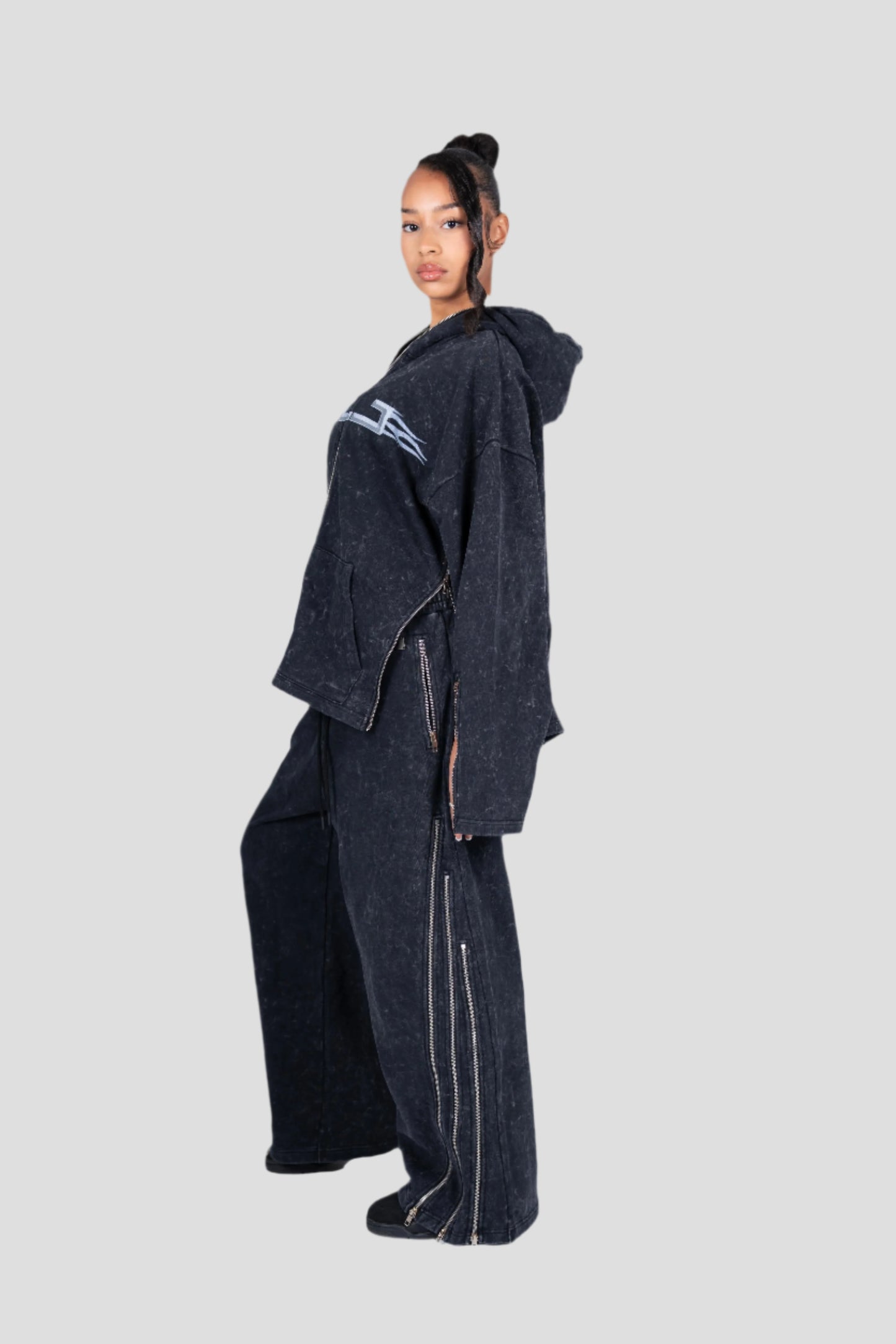UNLOCKED FULL ZIP UP WASHED BLACK PULLOVER