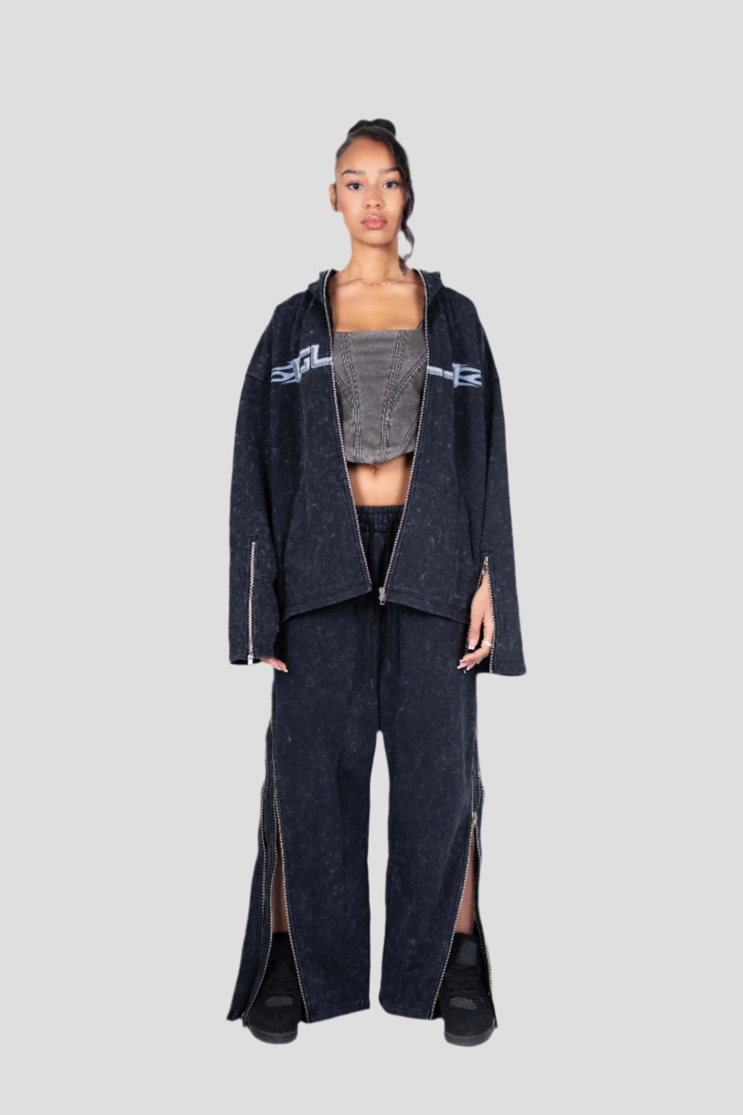 UNLOCKED FULL ZIP UP WASHED BLACK PULLOVER